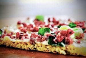 Flammkuchen ohne Kohlenhydrate