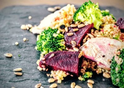 Einfacher Quinoa Salat mit Rote Beete