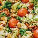 Low Carb Brokkoli Salat