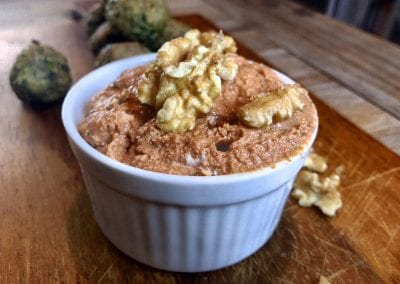 Low Carb Dip Tomate Walnuss