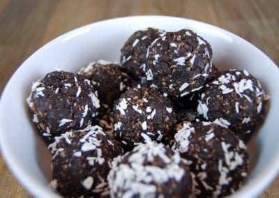 vegane Zwischenmahlzeit energy balls